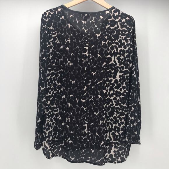 Loft Leopard Print Top Womens Medium V Neck Faux Leather Trim Long Sleeve - Picture 2 of 11